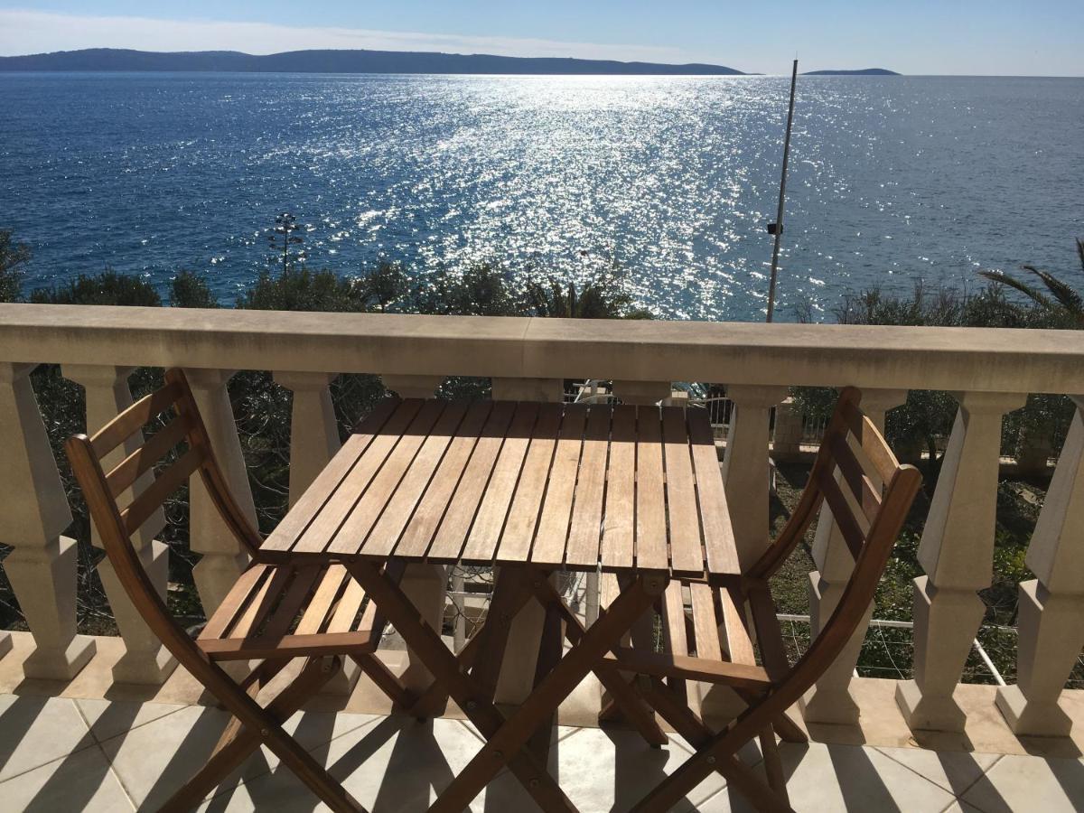 Luxury Seaside Villa With A Classic Mediterranean Olive Garden, A Fully Equipped Professional Kitchen, Pool, Sauna, Padle Boards And Canoe - Miolin Beach House Trogir Luaran gambar